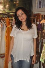 Madhurima Nigam at the launch of Bhagyashree_s store in Juhu, Mumbai on 25th April 2012 (35).JPG